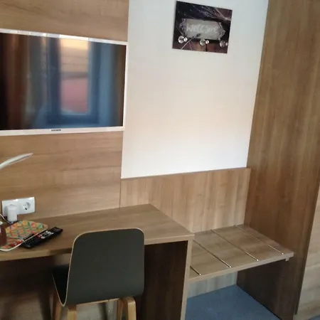Mueller Im Donautal לינה וארוחת בוקר Tapfheim