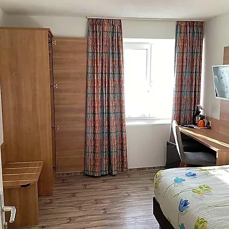 Bed & Breakfast Mueller Im Donautal 3*