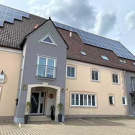 Bed & Breakfast Mueller Im Donautal 3*